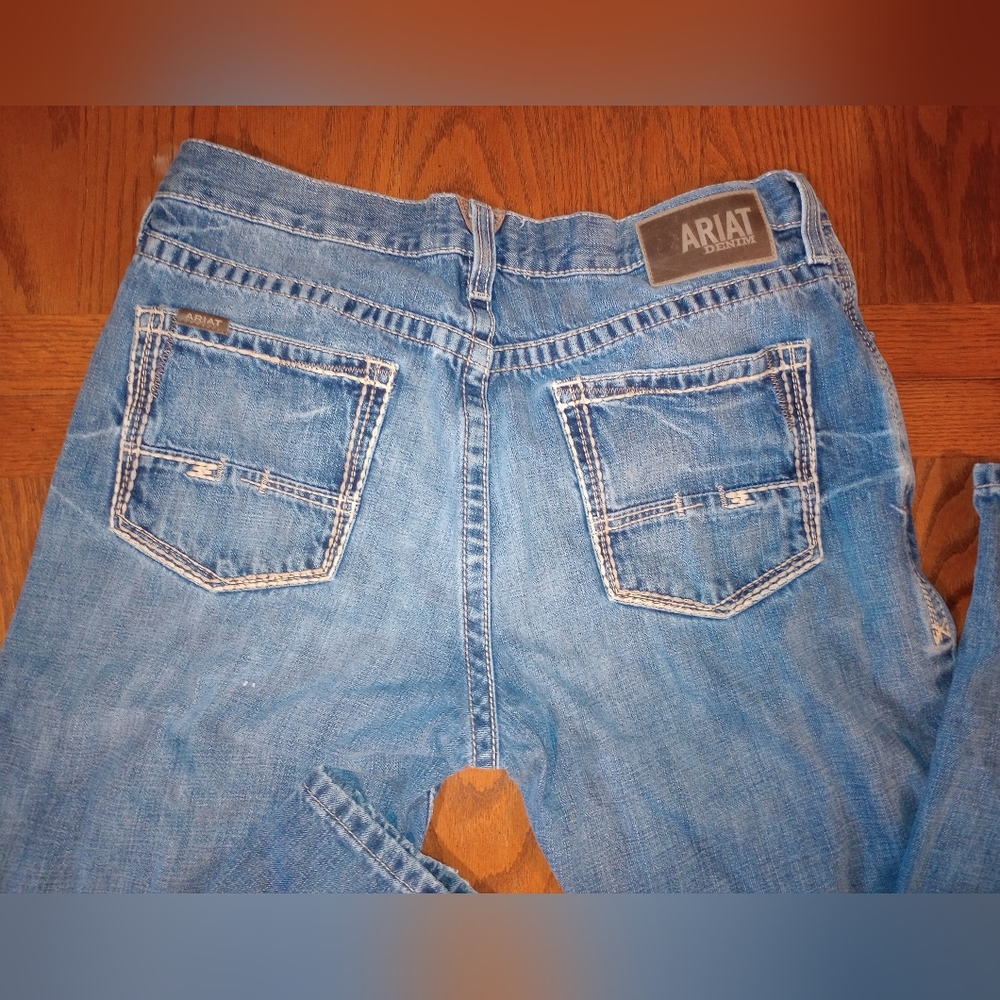 Jeans - Picture 5 of 8